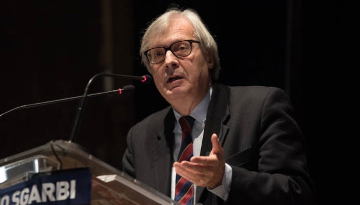 Виторио Сгарби е спипан с колежка в тоалетна Виторио Сгарби е спипан с колежка в тоалетна