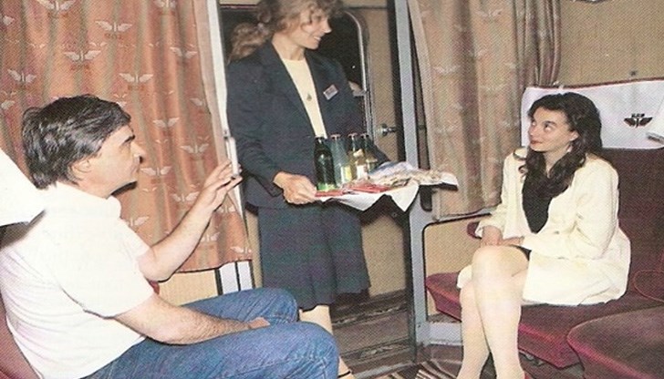 В Експрес "Янтра" е имало дори кино-вагон