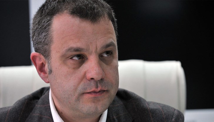 Не е срамно да сте щастливи Не е срамно да сте щастливи