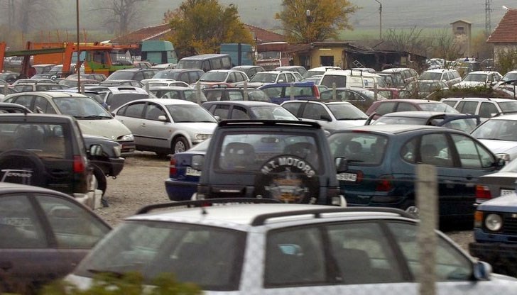 Хора, които не могат да си позволят дори нова Lada, трябва да бъдат подпомагани Хора, които не могат да си позволят дори нова Lada, трябва да бъдат подпомагани