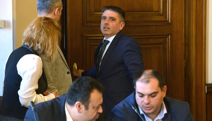 Беше оттеглено и предложението на ДПС за увеличаване на срока на проверката за незаконно придобито имущество Беше оттеглено и предложението на ДПС за увеличаване на срока на проверката за незаконно придобито имущество