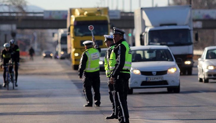 Всяко нарушение по празниците, без значение колко е голямо или малко, ще струва по 10 контролни точки на шофьорите Всяко нарушение по празниците, без значение колко е голямо или малко, ще струва по 10 контролни точки на шофьорите