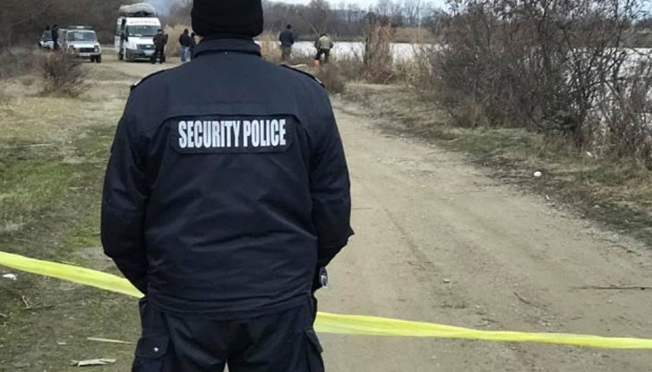 Полицаи и водолази издирват 25-годишния мъж от казанлъшкото село Кънчево