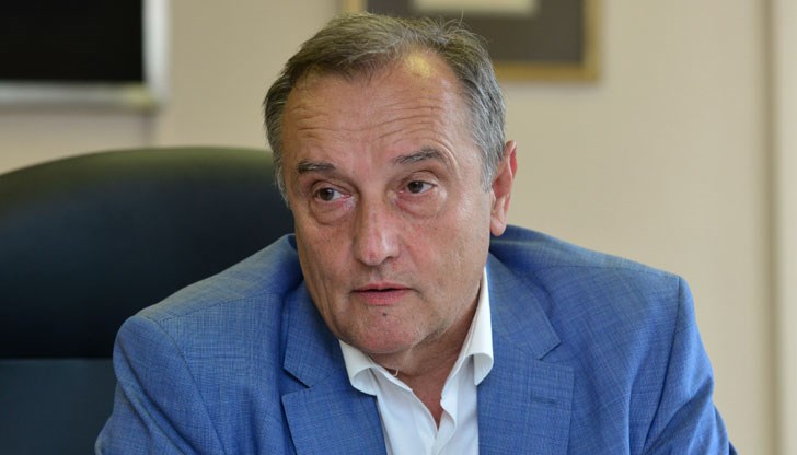 В Западна Европа и САЩ се затварят пътища при силен снеговалеж, заяви инж. Глосов