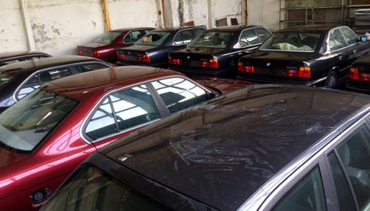 Законотворците обаче предпочели Mercedes-Benz