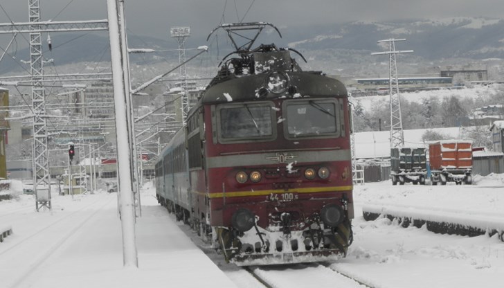 33-годишният мъж е починал на място