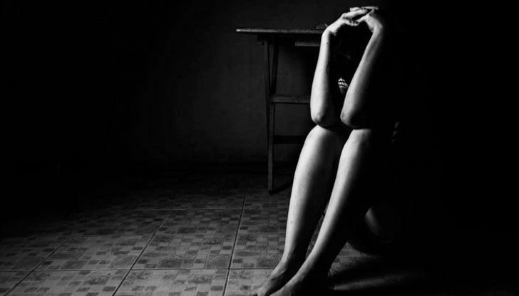 Полицай и сърбин изнасилват многократно 16-годишно момиче в Косово