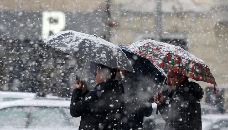 В 9 области от страната е обявен жълт код за сняг и поледици