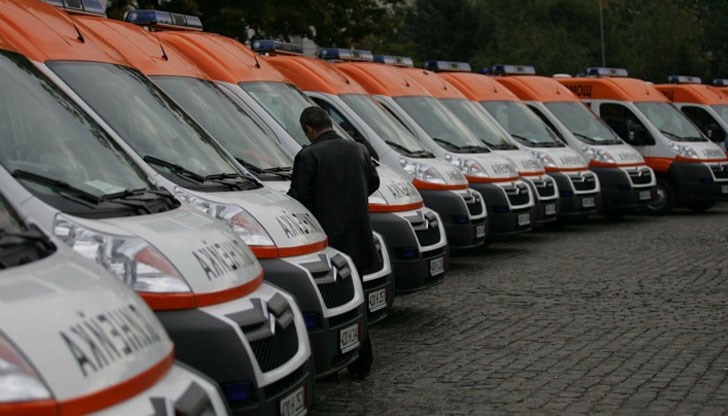 Преоборудват всички 237 звена и купуват 400 линейки