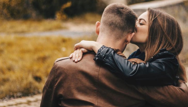 За да бъдат двама души щастливи заедно, не е достатъчно само да се обичат За да бъдат двама души щастливи заедно, не е достатъчно само да се обичат