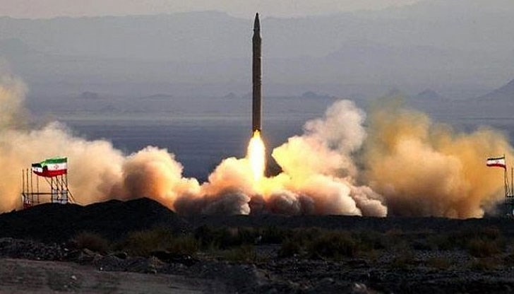 Ислямската република е изпитала ракети със среден обхват най-малко седем пъти през тази година, пише германският всекидневник "Велт" Ислямската република е изпитала ракети със среден обхват най-малко седем пъти през тази година, пише германският всекидневник "Велт"