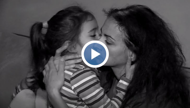 Това е една история за другото лице на Рождество, когато най-близките няма да се съберат заедно