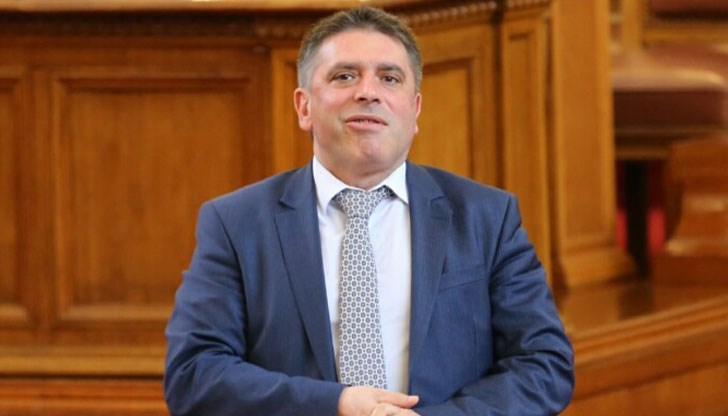 Най-страшното нещо е глупакът-работохолик. Мързеливият поне не прави поразии Най-страшното нещо е глупакът-работохолик. Мързеливият поне не прави поразии