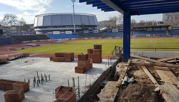 ФК Дунав показа кадри от строителството