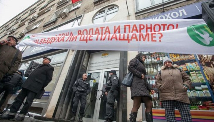 Мая Манолова смята, че увеличението на цената е несправедливо заради ниските доходи и социалната непоносимост