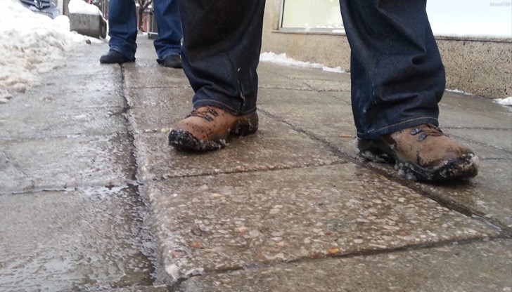 Времето ще бъде облачно и дъждовно