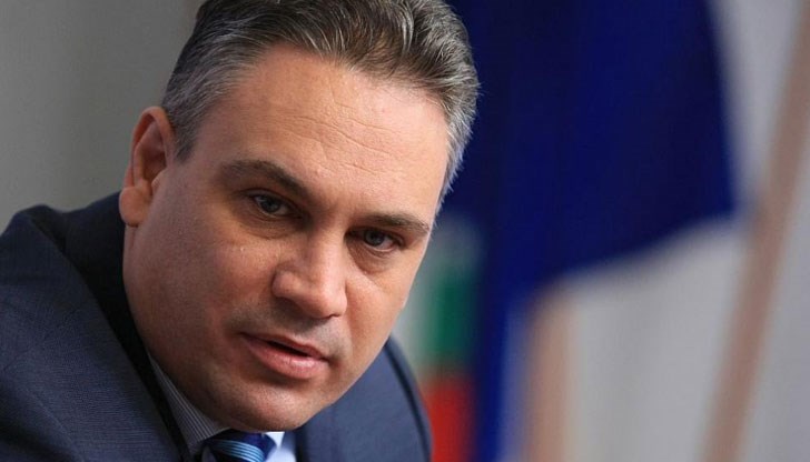 Ръководството на КОНПИ следи какво пишат служителите му в социалната мрежа