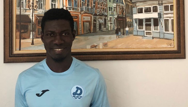 Менса се присъедини към драконите в средата на август и взе участие в няколко срещи с екипа на Дунав Менса се присъедини към драконите в средата на август и взе участие в няколко срещи с екипа на Дунав