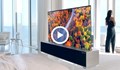 Първия в света навиващ се OLED телевизор