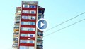 30 години в ужаса на жилищен блок с еднометров наклон