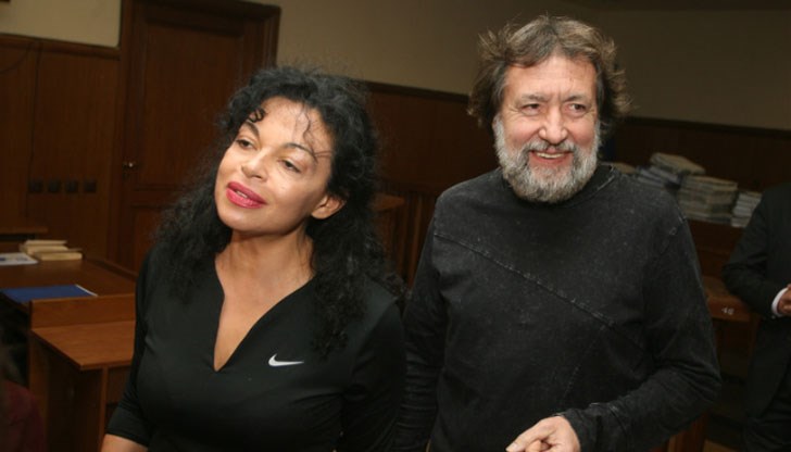 Телефонът на бизнесменът е намерен в кутия от натурален сок Телефонът на бизнесменът е намерен в кутия от натурален сок