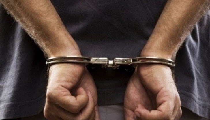 Той ще бъде разследван за крупна кражба, извършена в град Ираклия Той ще бъде разследван за крупна кражба, извършена в град Ираклия