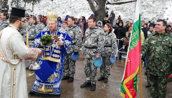 Митрополит Наум отслужи традиционния Богоявленски водосвет