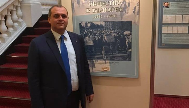 Повече от него е изминала само Десислава Танева от ГЕРБ Повече от него е изминала само Десислава Танева от ГЕРБ