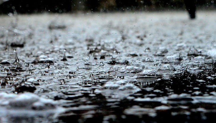 Денят ще е облачен и дъждовен почти в цялата страна Денят ще е облачен и дъждовен почти в цялата страна