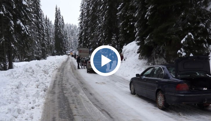 В почистването на снега се включи и роторен снегорин