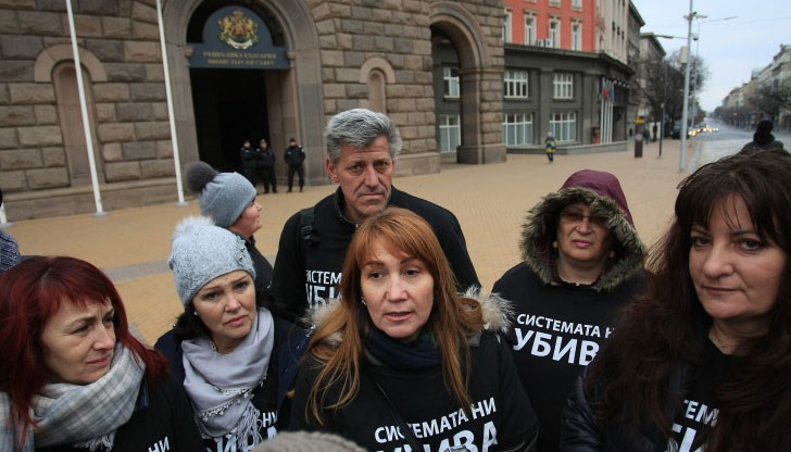 В отворено писмо те настояват за спешна среща със здравния министър и искат истинска реформа В отворено писмо те настояват за спешна среща със здравния министър и искат истинска реформа