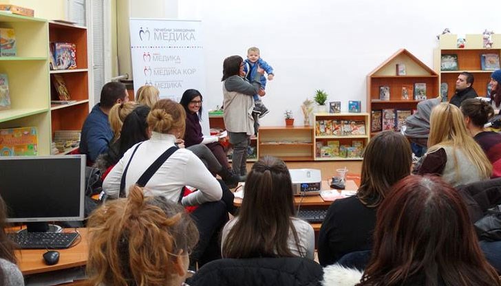 Входът е свободен, а от Лечебни заведения „Медика“ са подсигурили безплатно кафе и чай