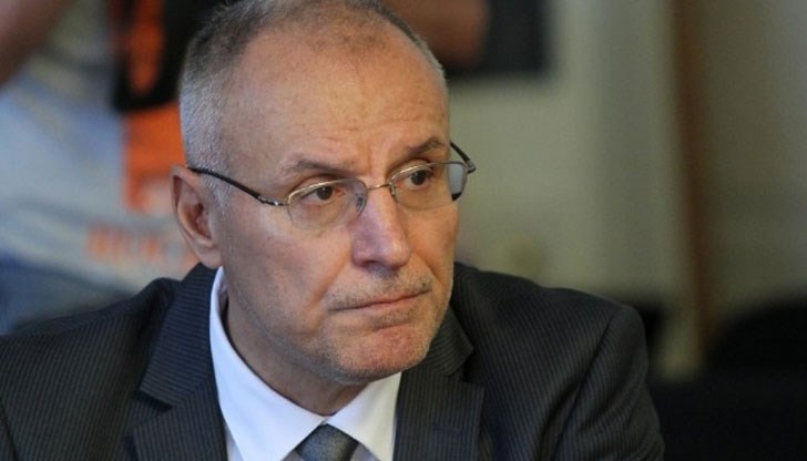 Шефовете на Българската народна банка гласуваха да си повишат заплатите с близо 10% от 1 януари тази година