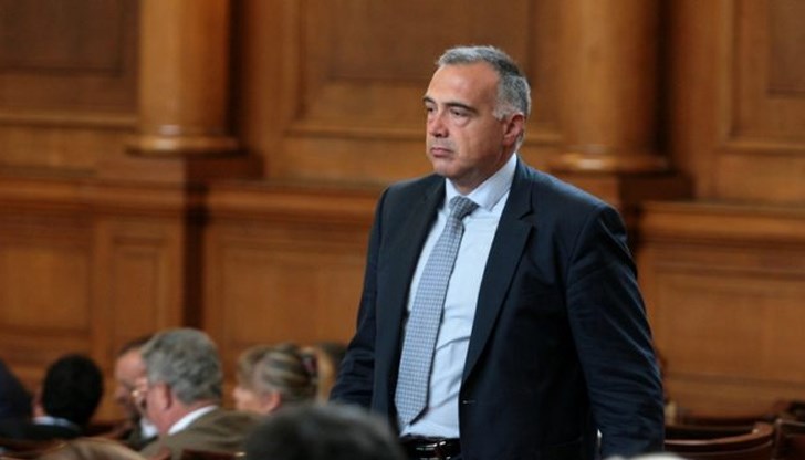 В българската политика много отдавна хората се занимават с неща, които не трябва В българската политика много отдавна хората се занимават с неща, които не трябва