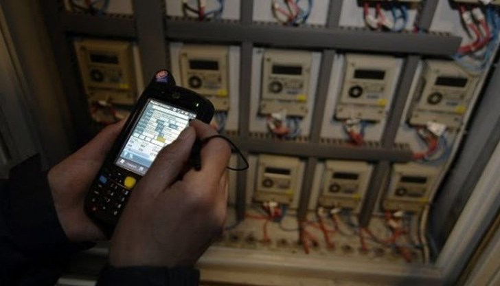 Експерти периодично дават съвети за енергийно ефективно поведение на клиентит