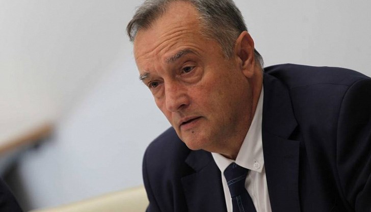 До края на януари ще се продават е-винетки в 4500 точки в страната До края на януари ще се продават е-винетки в 4500 точки в страната