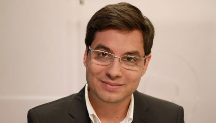 Водещият на bTV получи извинение заради твърдение, че е от ромски произход Водещият на bTV получи извинение заради твърдение, че е от ромски произход