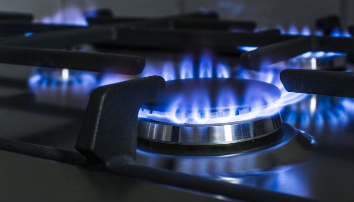 Услугите „разпределение“ и „снабдяване“, които са част от крайната цена на синьото гориво за потребителите, също се определят в енергийни единици (МВтч)