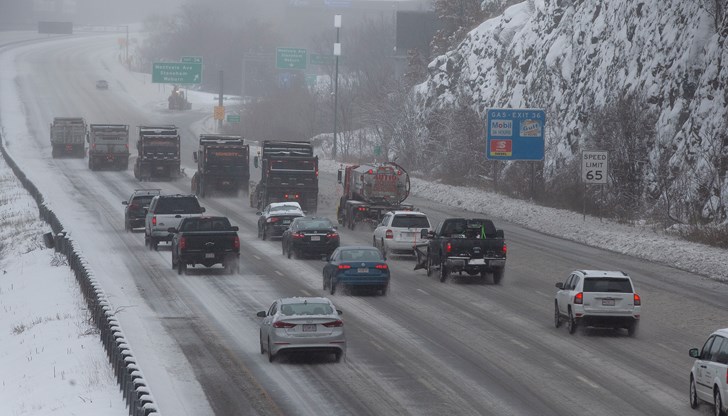 Най-сериозно бе засегнато бостънското летище Лоугън