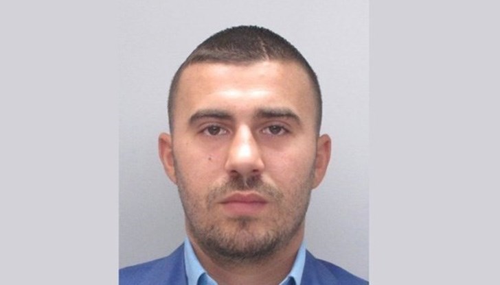 Ще я обърна с краката нагоре, ако делото ми не бъде прекратено Ще я обърна с краката нагоре, ако делото ми не бъде прекратено