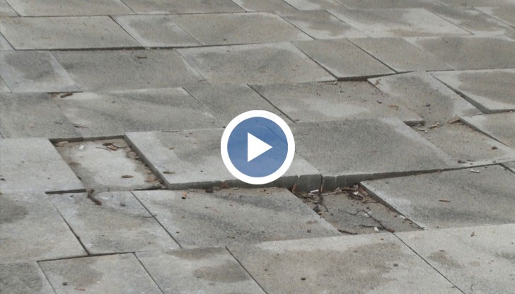 През деня неуморно изграждам, през нощта без пощада руша