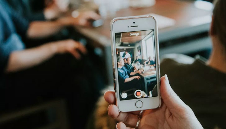 Грешката позволява звънящият да чува отсрещната страна, преди тя да е вдигнала Грешката позволява звънящият да чува отсрещната страна, преди тя да е вдигнала