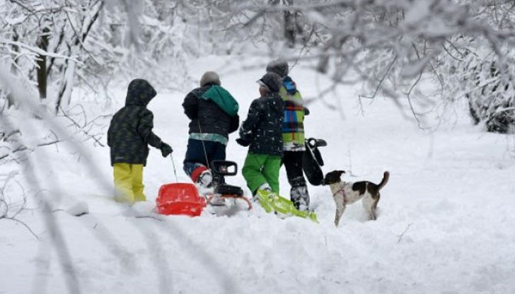 Пред обявяване на грипна епидемия са областите Ямбол, Перник и Пазарджик Пред обявяване на грипна епидемия са областите Ямбол, Перник и Пазарджик