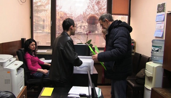 Ключовете за катинарите са прибрани от организаторите Ключовете за катинарите са прибрани от организаторите