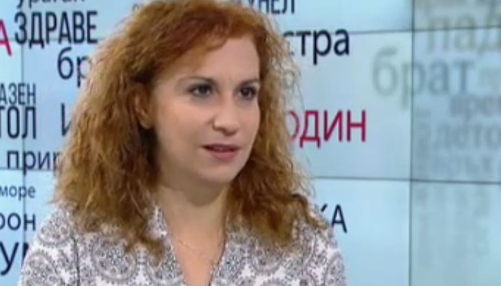 След години може да не се смеем, а те да станат реалност, казва доцент Надежда Сталянова