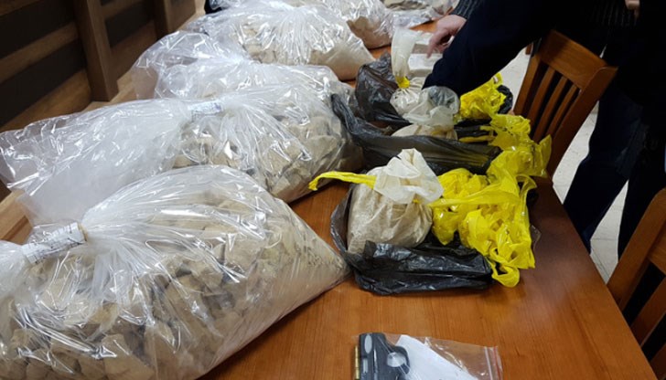 Полицията открила и 13 кг амфетамини при акция в Благоевград