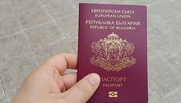 Сергей Адониев е получил български паспорт "за особени заслуги"
