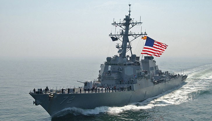 „Доналд Кук“ започна преминаването на Дарданелите в северна посока „Доналд Кук“ започна преминаването на Дарданелите в северна посока