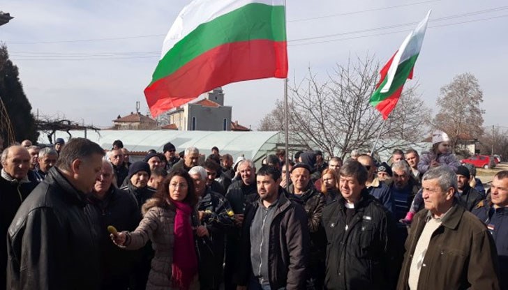 Спират протестите за 10 дни Спират протестите за 10 дни