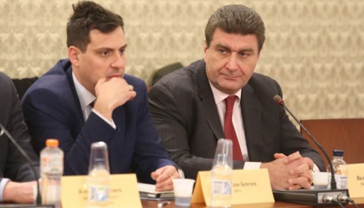 Бизнесът влезе в сблъсък покрай искането на правителството новите правила да бъдат отложени Бизнесът влезе в сблъсък покрай искането на правителството новите правила да бъдат отложени